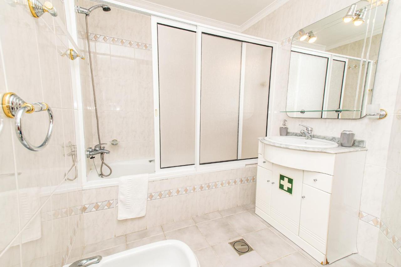 Sea And Sunset View Apartment In Funchal Ngoại thất bức ảnh